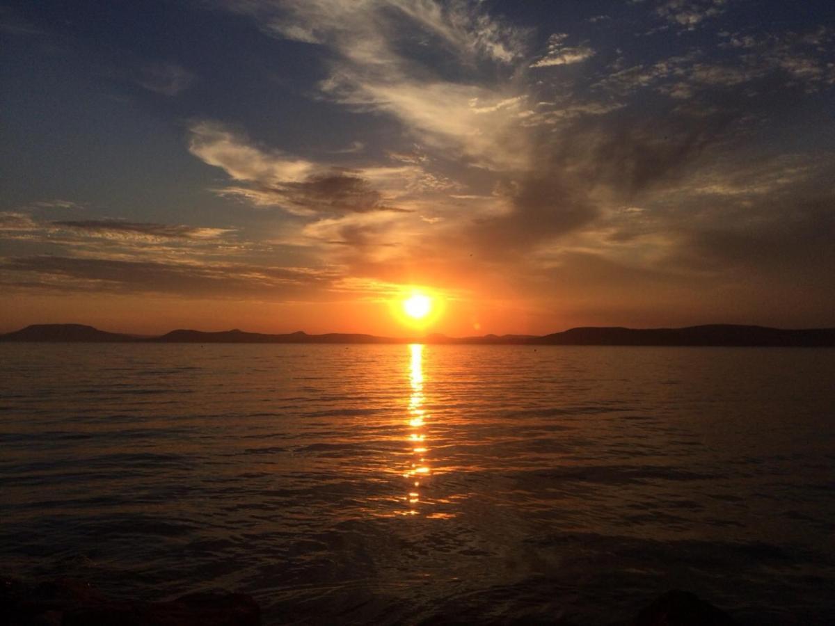 Grantek Üdülőház Balatonlelle Kültér fotó