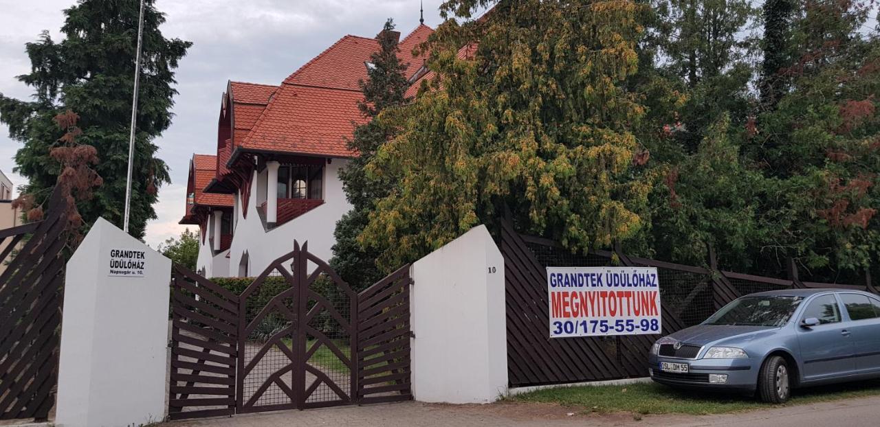 Grantek Üdülőház Balatonlelle Kültér fotó