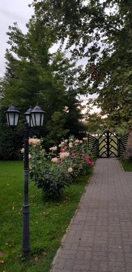 Grantek Üdülőház Balatonlelle Kültér fotó